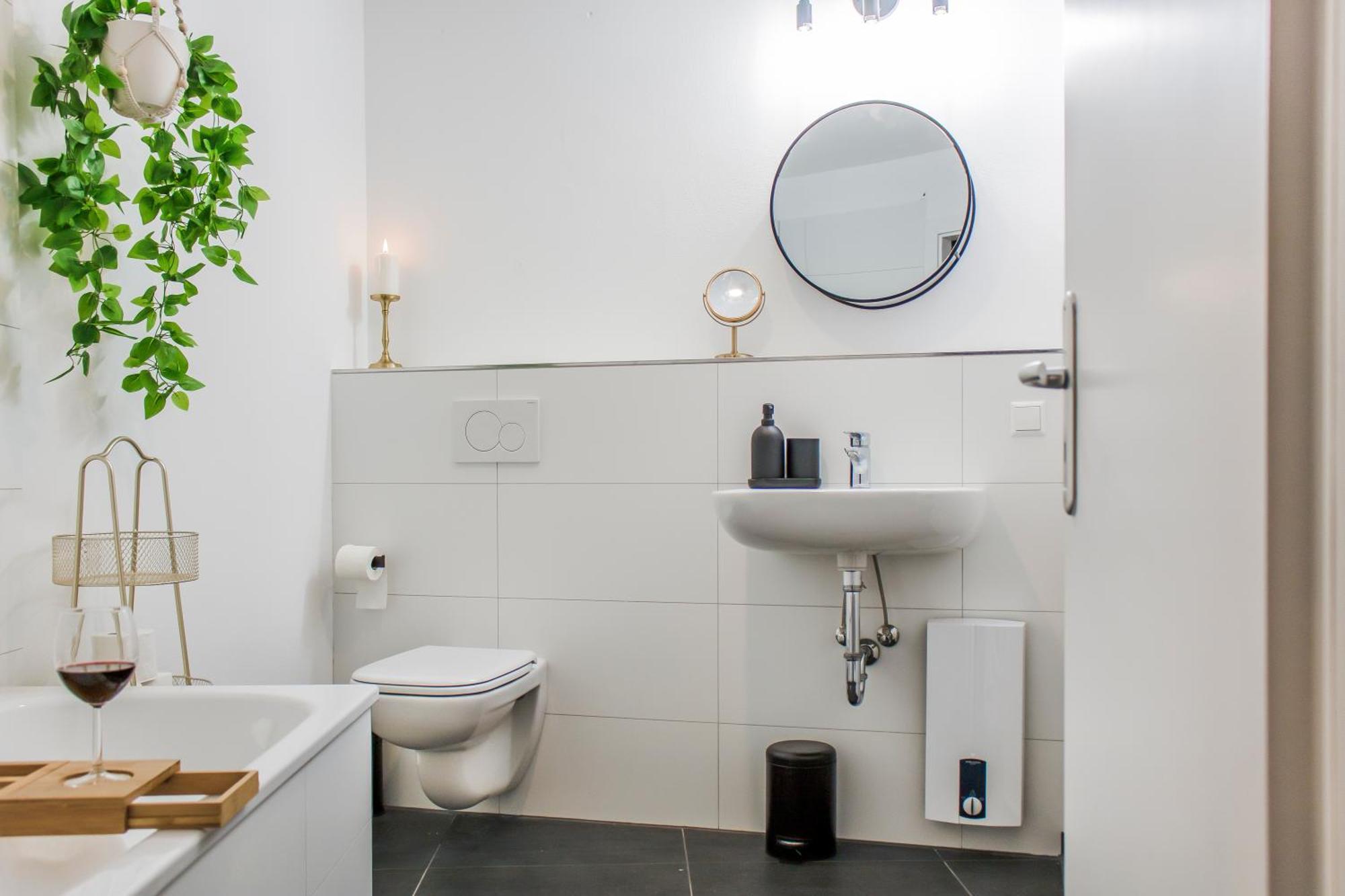 Apartment City-vibes & Altstadtflair In Der Fussgaengerzone Mit Parkplatz Und Office *