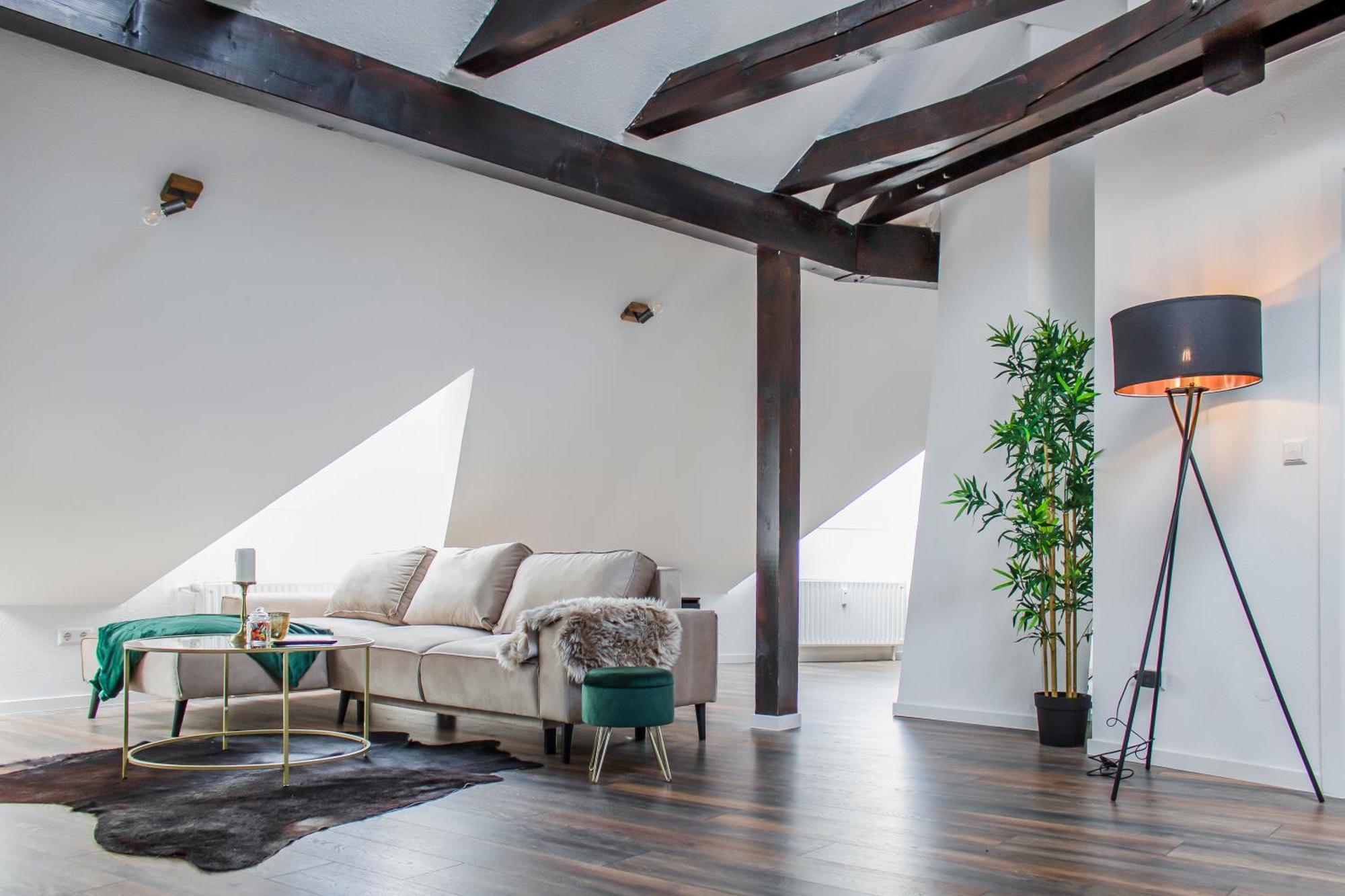 Apartment City-vibes & Altstadtflair In Der Fussgaengerzone Mit Parkplatz Und Office *